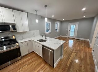 13-17 Harold St #1R, Somerville, MA 02143