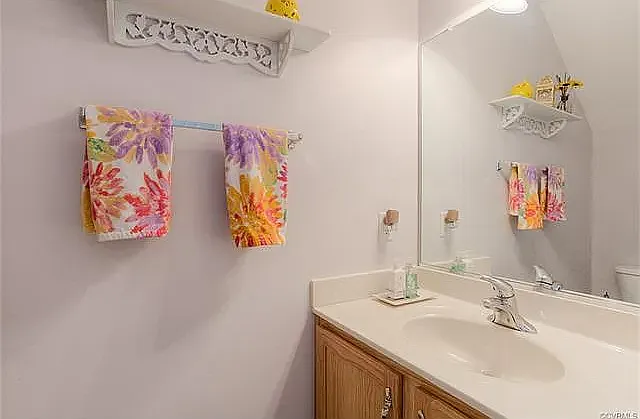 9724 Willow Glen Ln — Photo 11