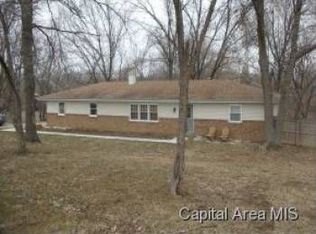 10035 Bell Fountain Rd, Dawson, IL 62520