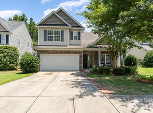 13510 Brandon Trail Dr, Charlotte, NC 28213