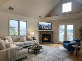 662 Undercliff Ave APT 2, Edgewater, NJ 07020