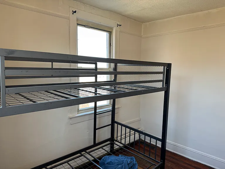 283 Van Duzer St #2 — Photo 9