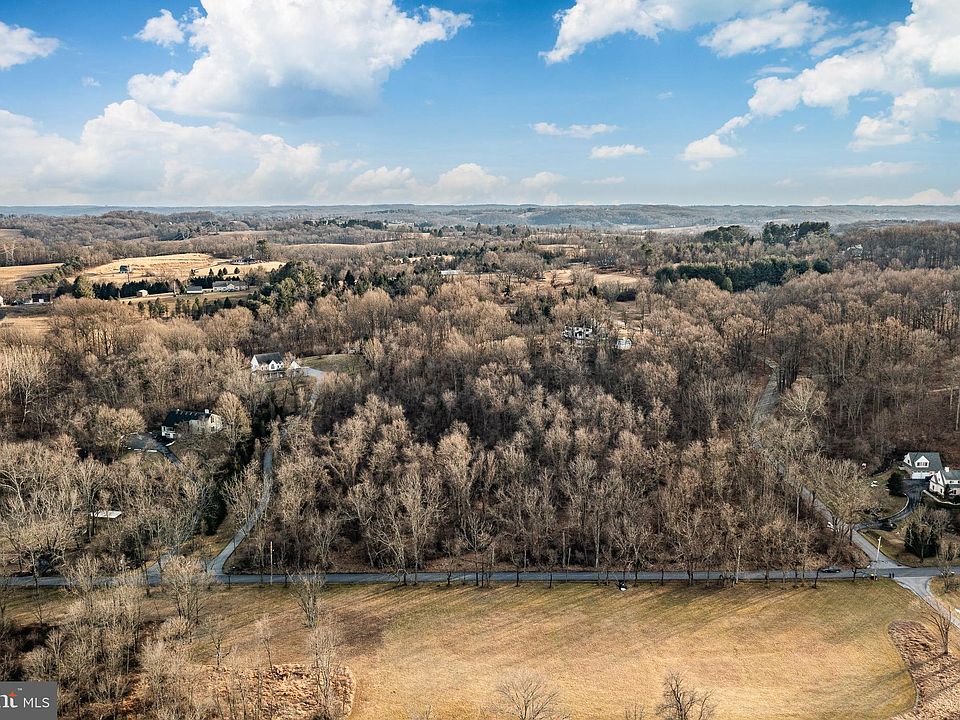 1st image of 795 Scattergood Ln