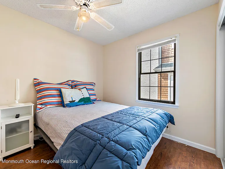 31 Peggy Ln — Photo 16