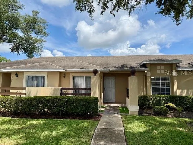 3204 Cranes Nest Ln — Photo 1