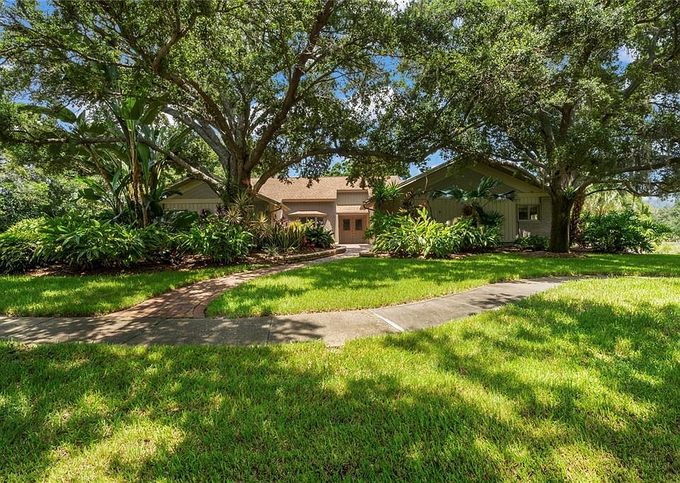 1st image of 3261 Autumn Dr