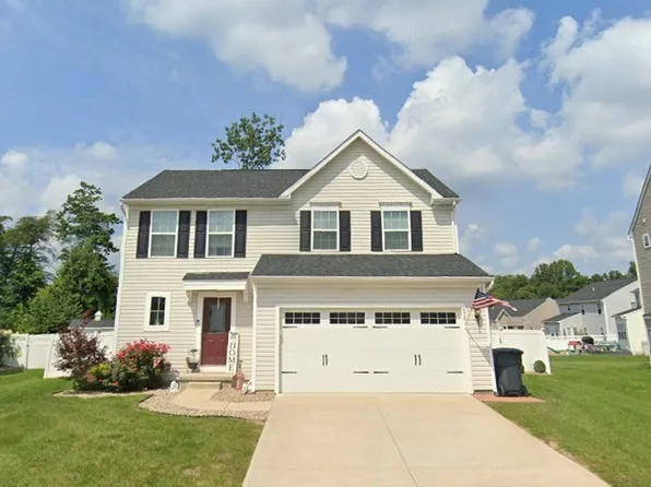 4761 Briar Hill Dr, Ravenna, OH 44266