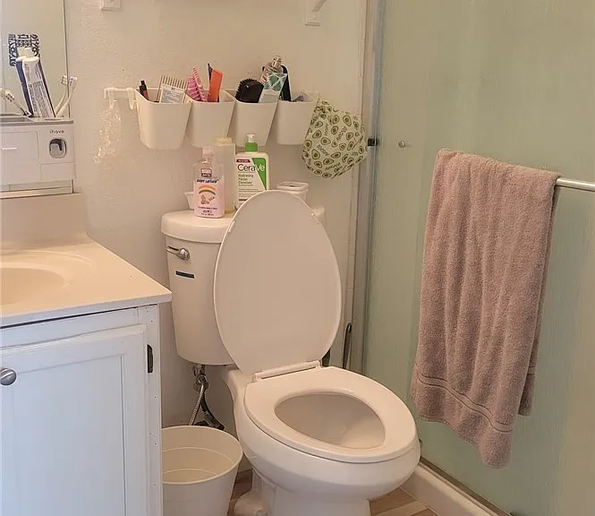 2140 Willowbury Dr #A — Photo 2