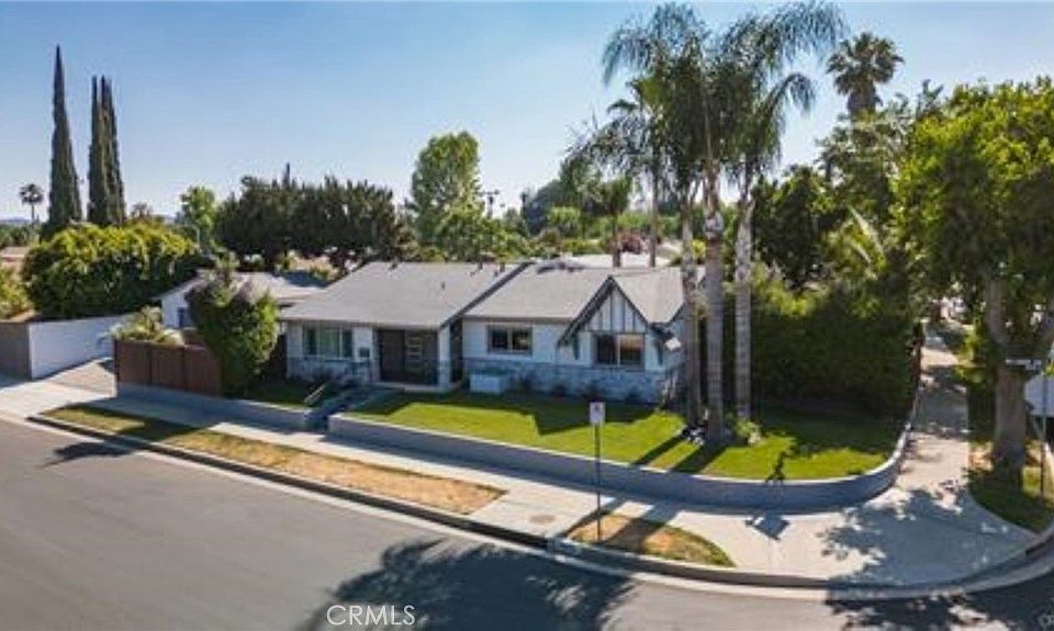 1st image of 6937 McLaren Ave