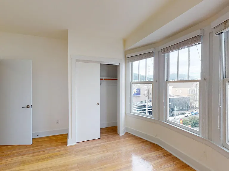 1290 Grove St — Photo 20