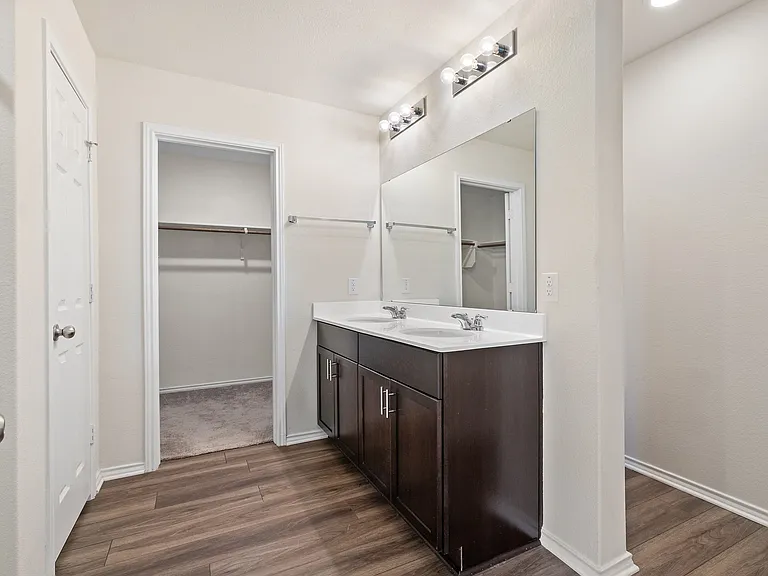201 Katie Elder Dr — Photo 35