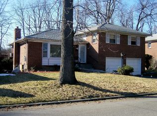45 Eisenhower Dr, Yonkers, NY 10710