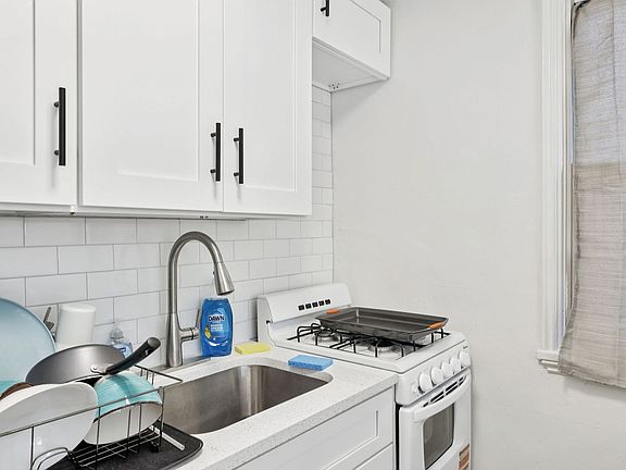 3rd image of 100-139 W Bellecrest Ave #138