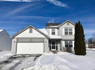 658 Spicebush Ln, Aurora, IL 60504