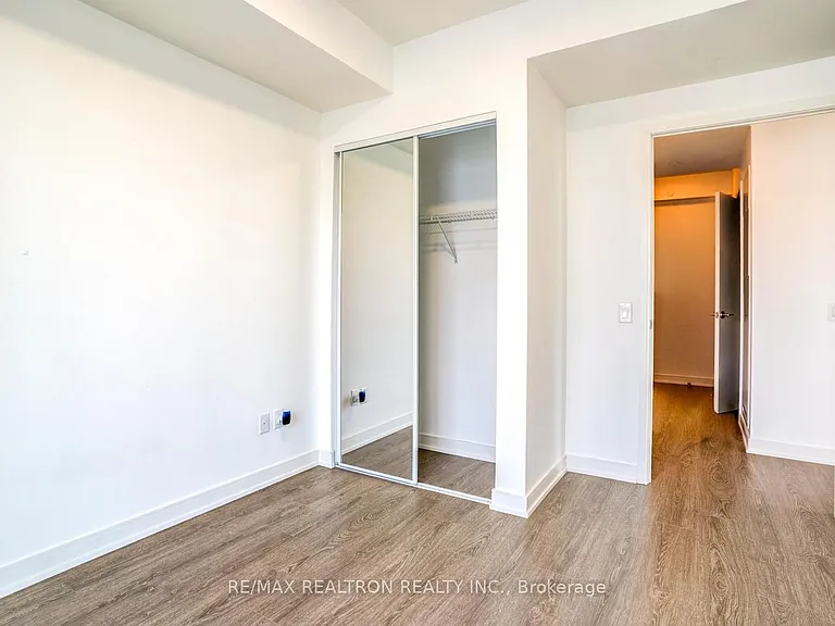 425 Front St E #1213 — Photo 24