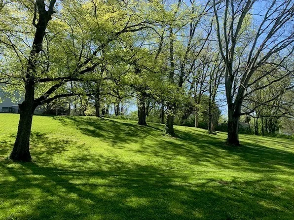 0 Poplar St Lot 1B, Columbia, TN 38401