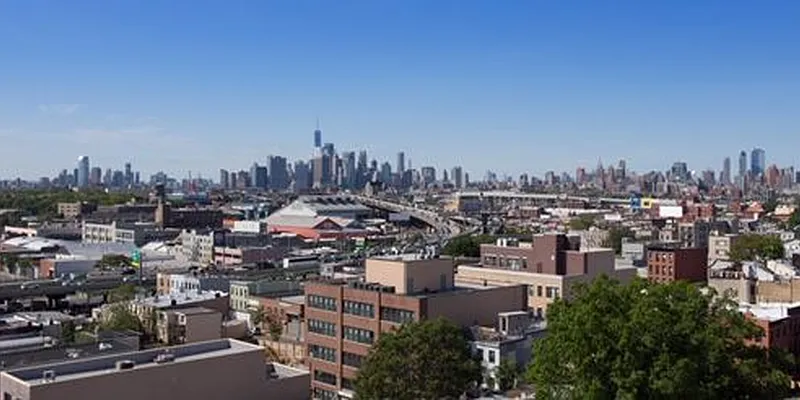 Rented by Chase Global Realty Corp | media 7