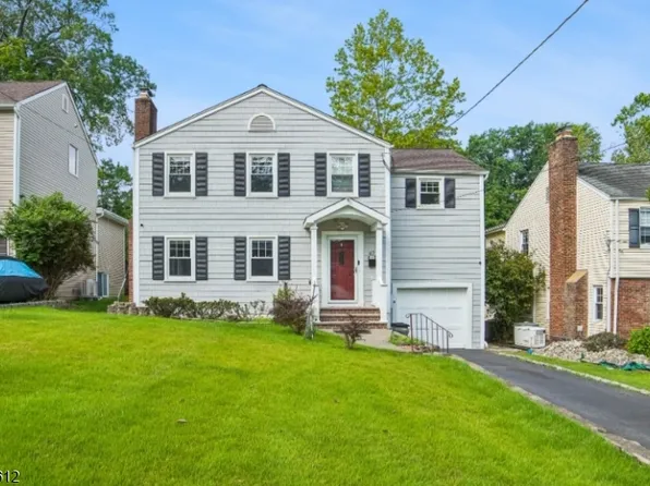47 W Lawn Rd, Livingston Twp., NJ 07039