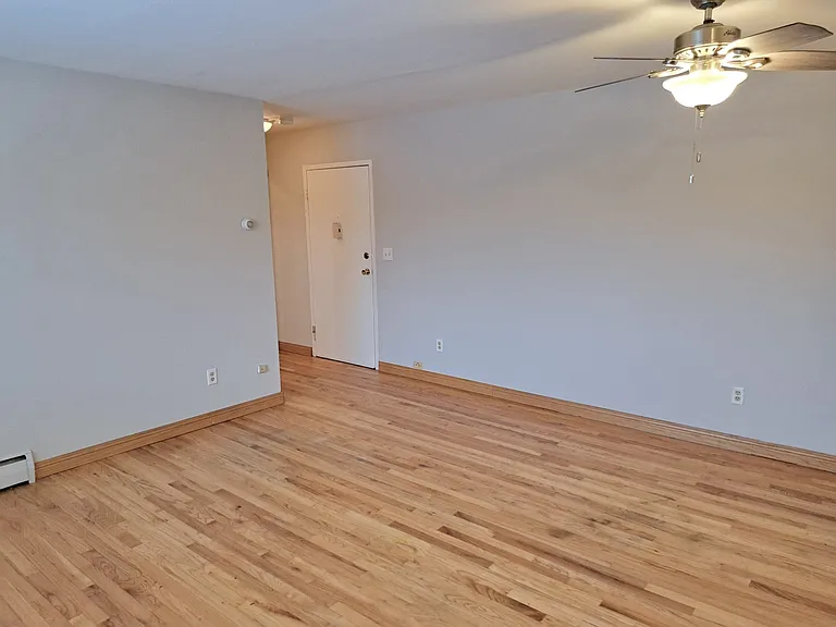 214 Place Apartments — Photo 46