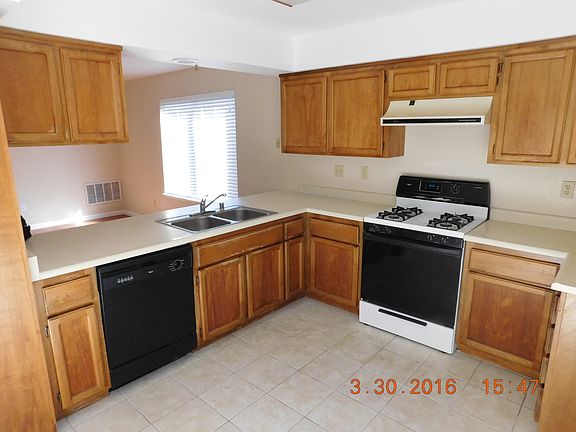 5th image of 8240 La Almendra Way