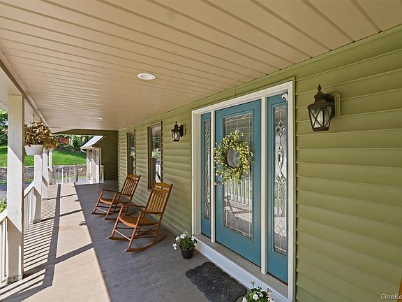 4th image of 68 Burleigh Road