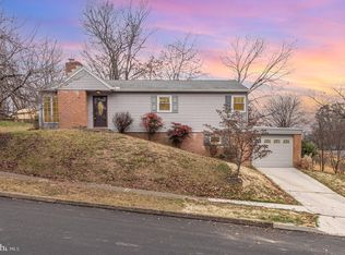 1253 Barley Corn Sq, Harrisburg, PA 17112