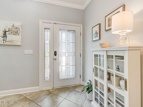 5th image of 662 FORT WILLIAM Drive