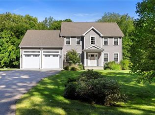 34 E Lantern Rd, Lincoln, RI 02865