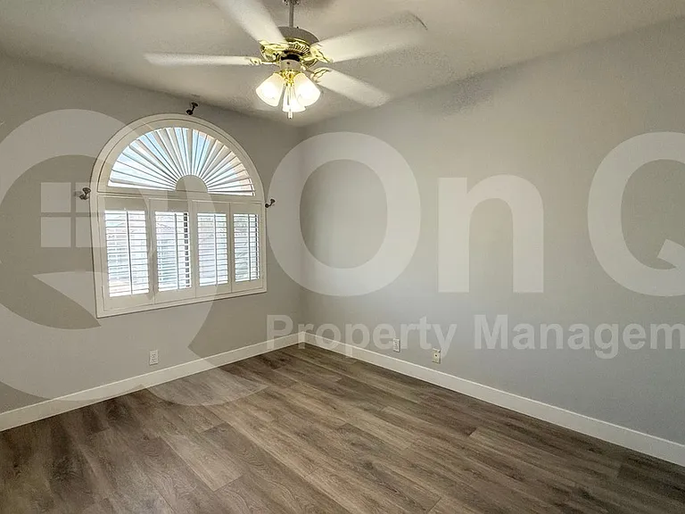 4028 W Blackhawk Dr — Photo 14