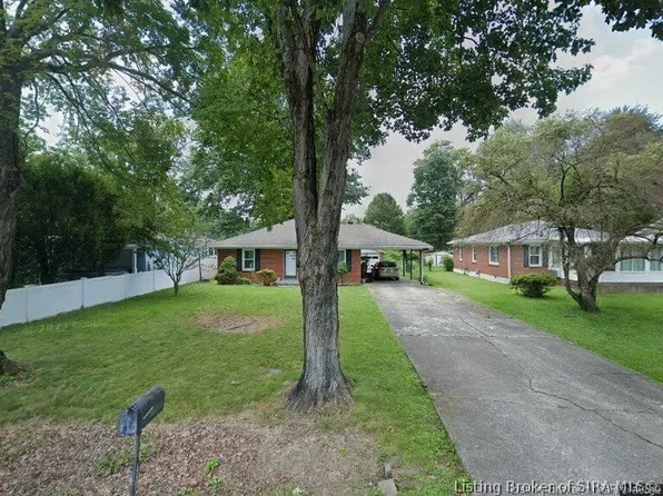 231 Forest Dr, Jeffersonville, IN 47130