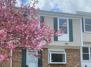 6922 Woodstream Ter, Lanham, MD 20706