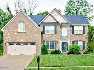 817 Urton Woods Way, Middletown, KY 40243