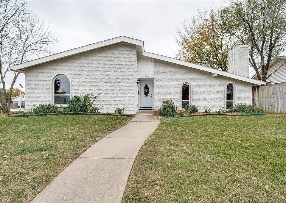 1st image of 3202 Russwood Ln