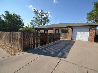 1206 Palo Duro Ave NW, Albuquerque, NM 87107