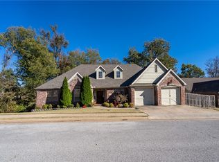 3010 Cortney Cir, Siloam Springs, AR 72761