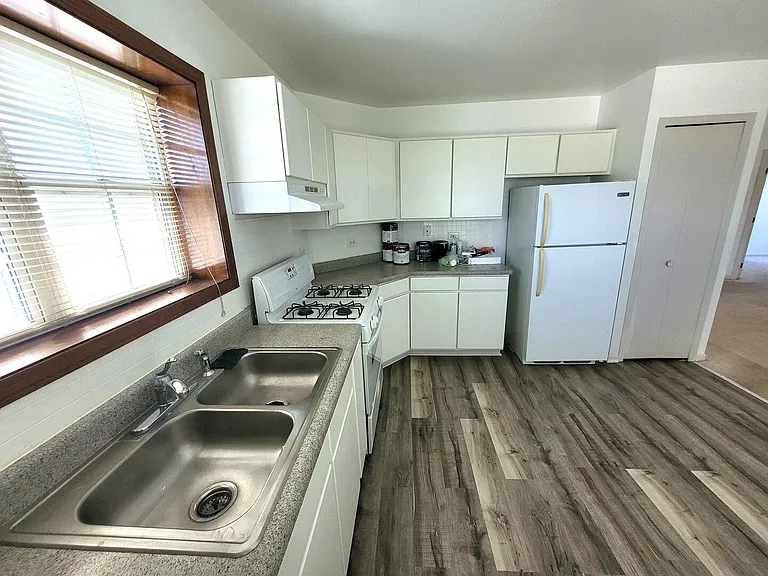 321 Sheffield Dr #321 — Photo 6