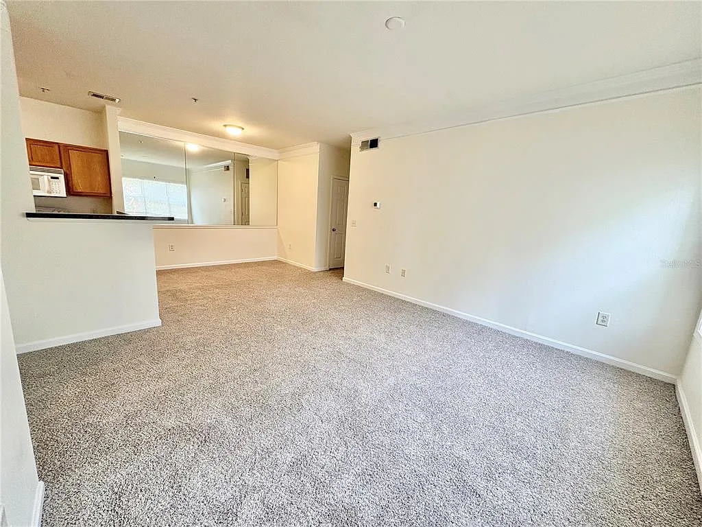 2 bed, 2.0 bath, 1048 sqft, $1,500 — Photo 3