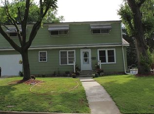 1213 Armstrong St, Alton, IL 62002