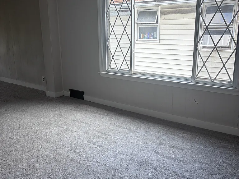 16 Greeley St #2 — Photo 10