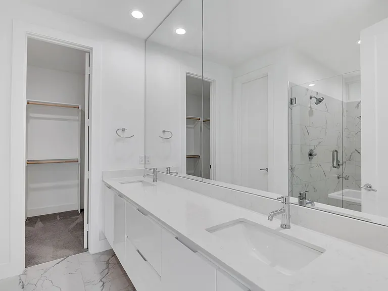 4912 Lexington Ct — Photo 14
