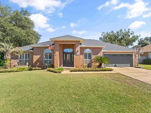 1158 Jaguar Cir, Gulf Breeze, FL 32563