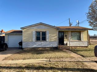 209 W 10th St, Denver City, TX 79323
