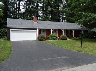 112 Roycroft Cir, East Aurora, NY 14052