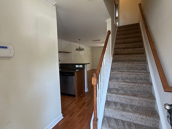 4th image of 1215 Green Oaks Ln APT H