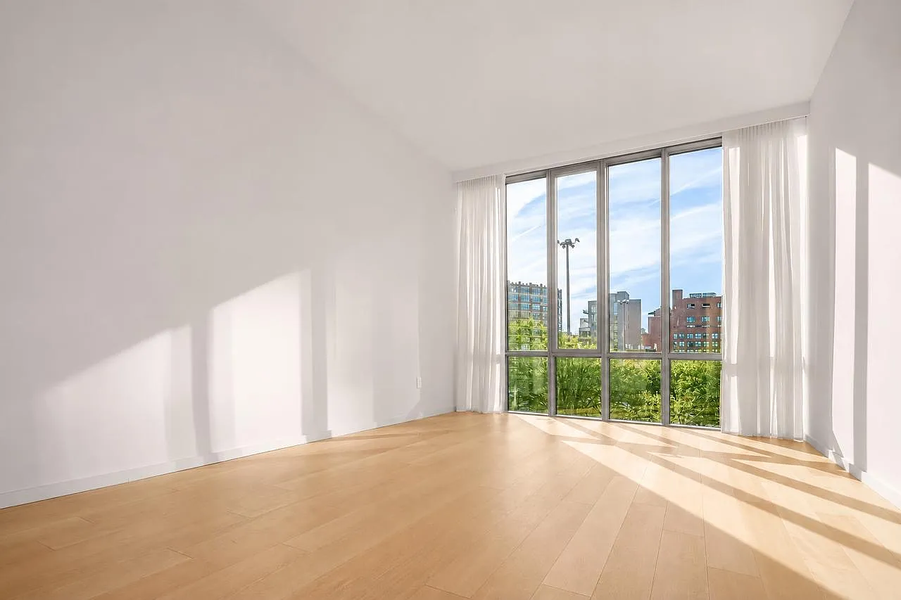565 Broome Street — Photo 2
