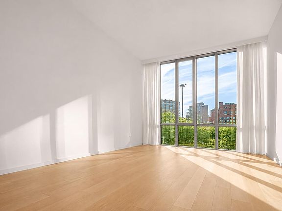 2nd image of 565 Broome St #N6b