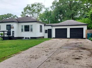 1445 Woodhaven St, Muskegon, MI 49445