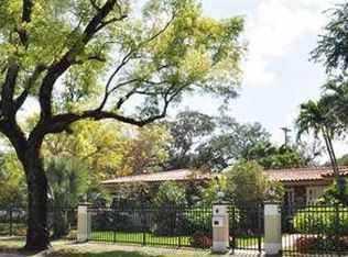 2304 Alhambra Cir, Coral Gables, FL 33134