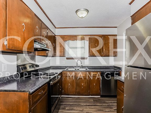 4th image of 3638 Pamplona Dr