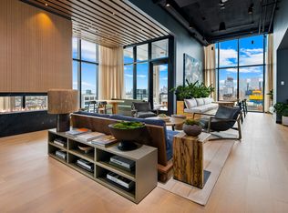 Parq Fulton, Chicago, IL 60607